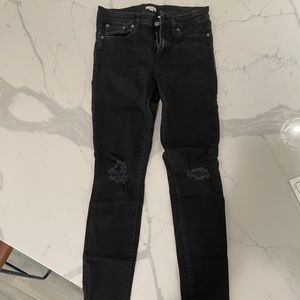 JCREW SIZE 26 black stretch distressed jeans